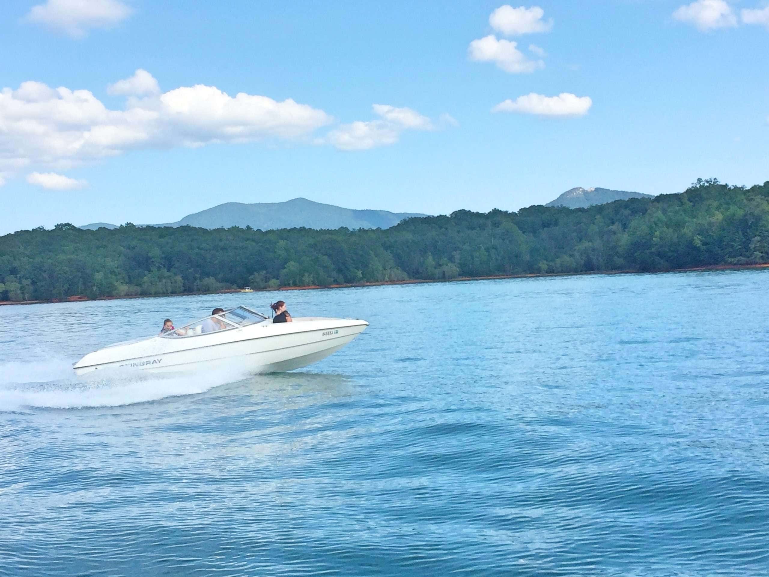 Lake Chatuge appeal for Hayesville NC home sellers