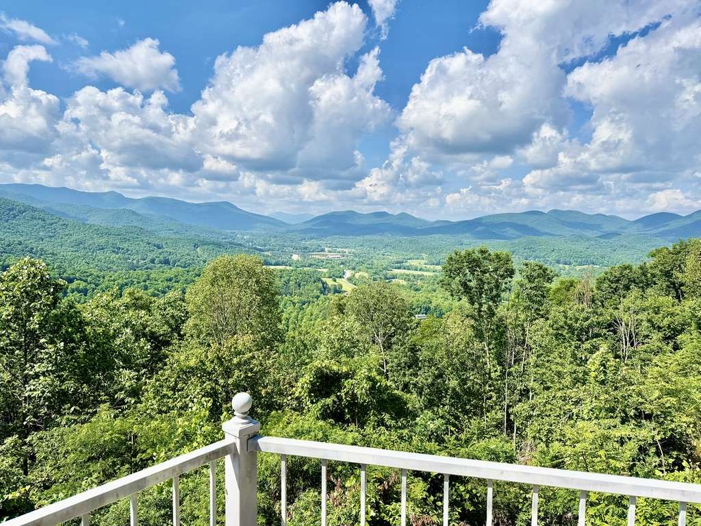 Young Harris Georgia mountain view property