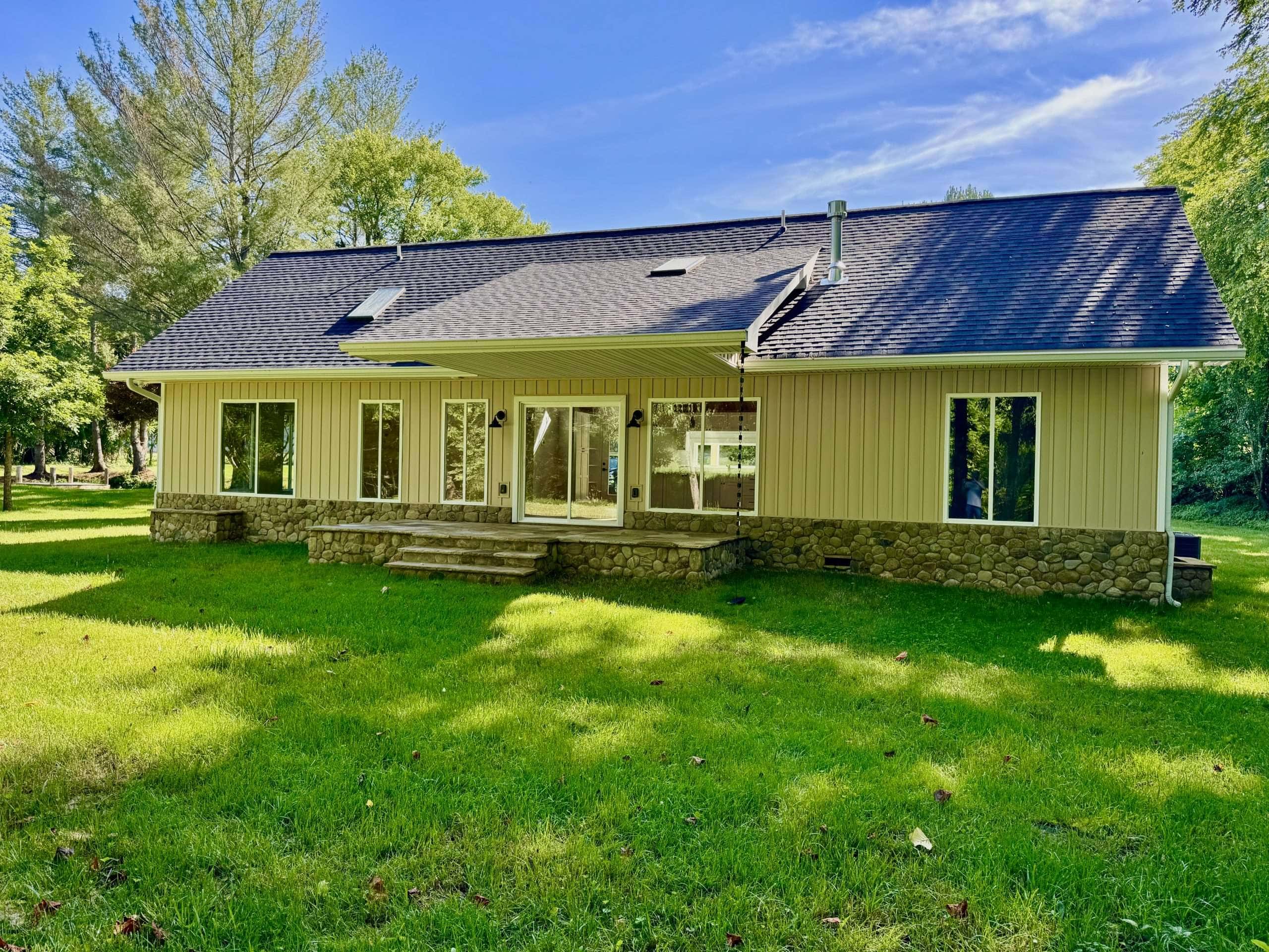6389 Old Hwy 64 W Warne NC