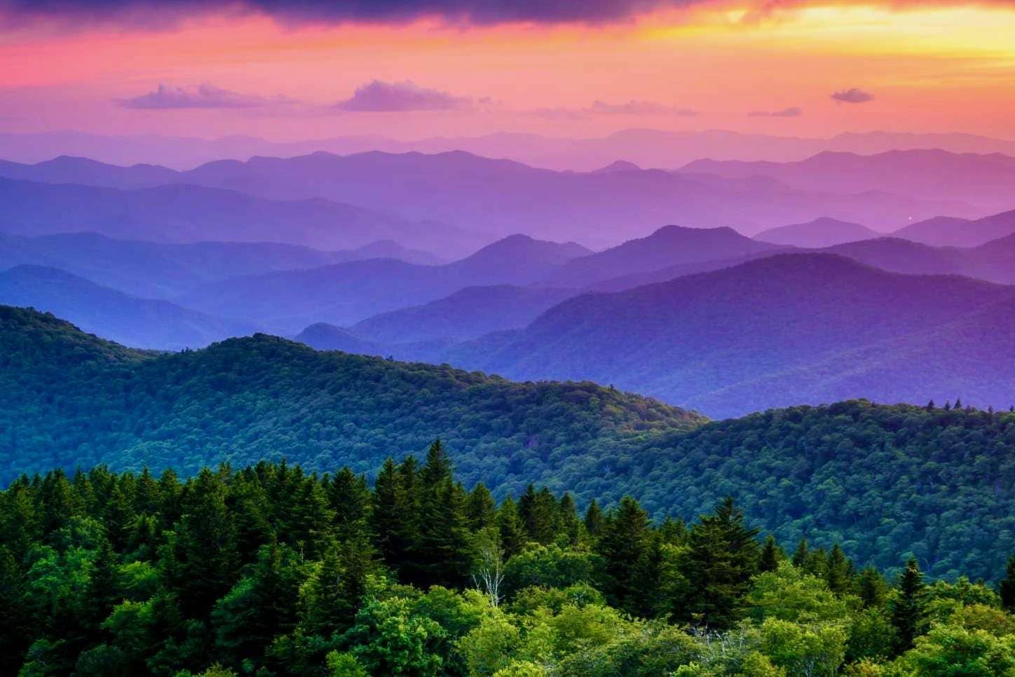 Franklin NC lifestyle with downtown, mountains, trails, and real estate appeal