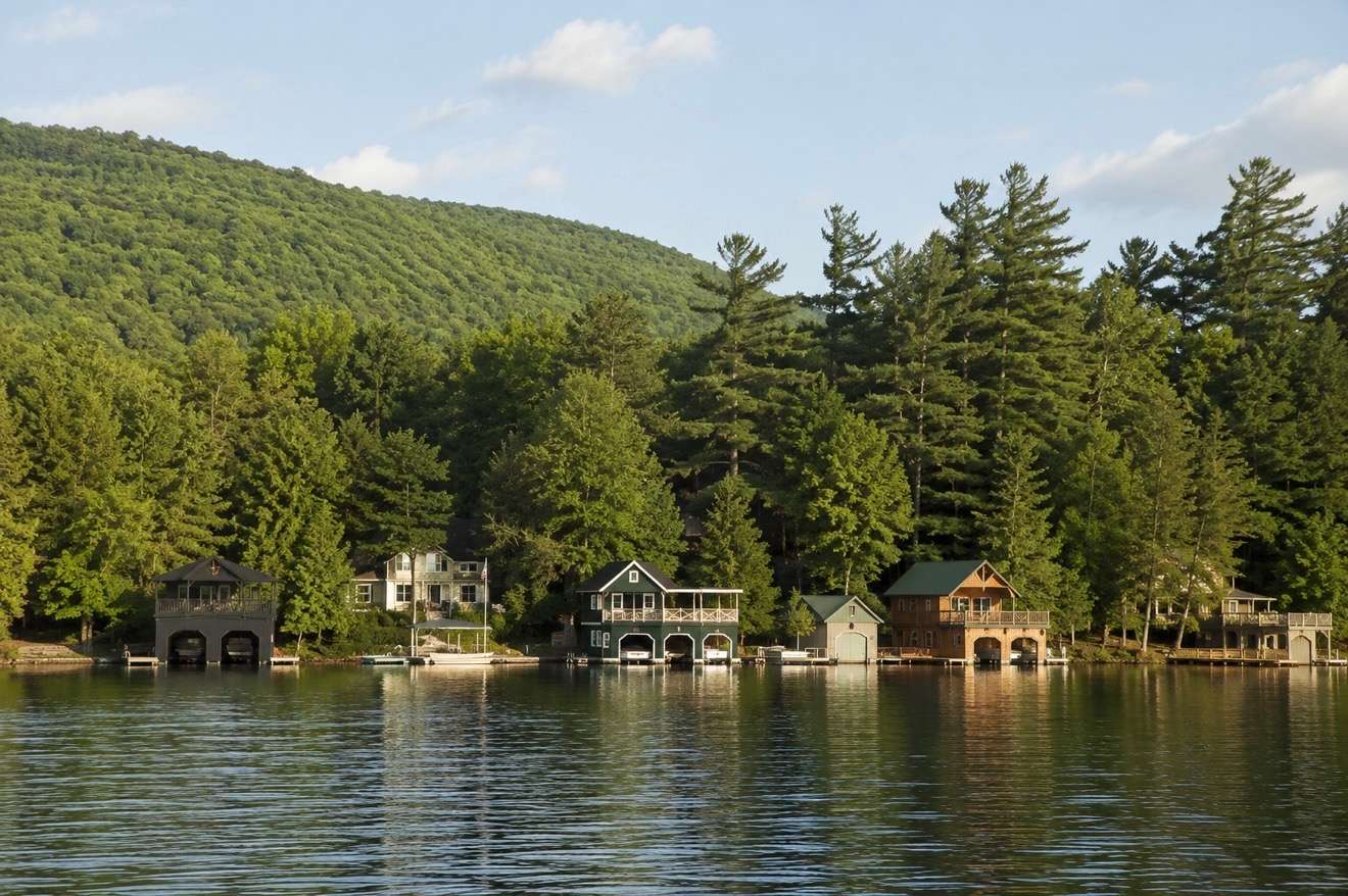 Lake Rabun lifestyle with boating fishing and mountain lake homes